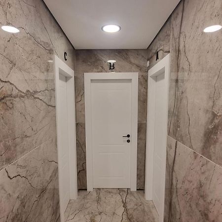 הברון Baron Apartment Ришон ле Цион Екстериор снимка