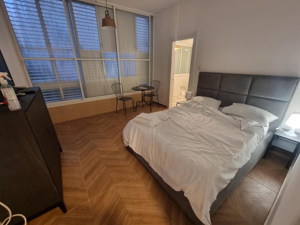 הברון Baron Apartment Ришон ле Цион Екстериор снимка